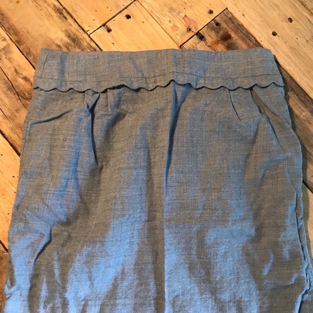 Grey pencil skirt